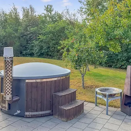 3 Bedroom Awesome In Ferienhaus