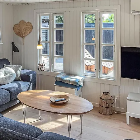 3 Bedroom Awesome In