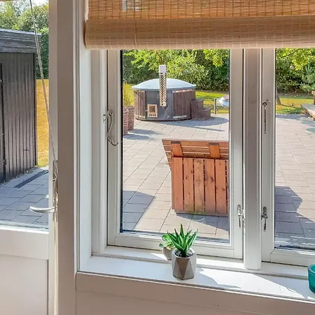 3 Bedroom Awesome In * Tarm