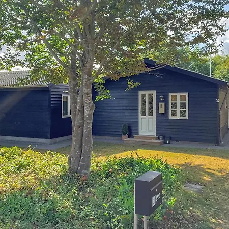 3 Bedroom Awesome In Ferienhaus